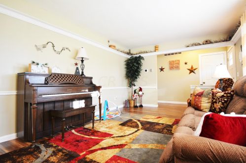 820 Chambord Cir, Marion OH  43302-6733 exterior