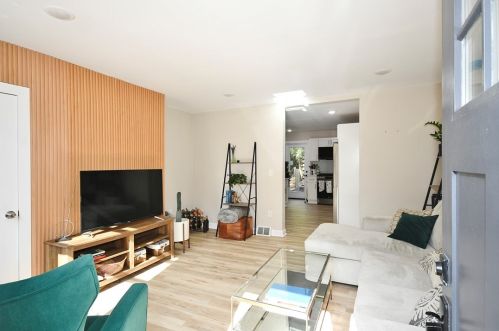 139 42nd St, Pittsburgh PA  15201-3136 exterior