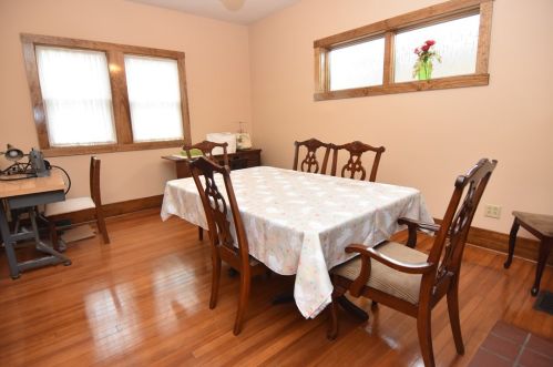 4012 Davis Ave, Whitaker PA  15120-3424 exterior