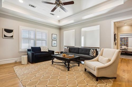 5620 Anita St, Dallas TX 75214-2709 exterior