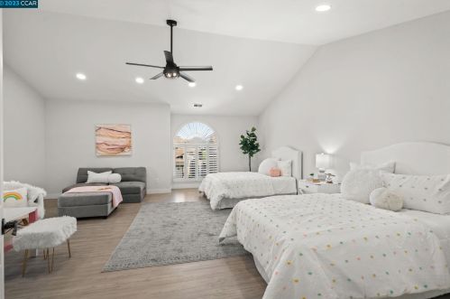 1283 Canyon Side Ave, San Ramon CA  94582-4560 exterior