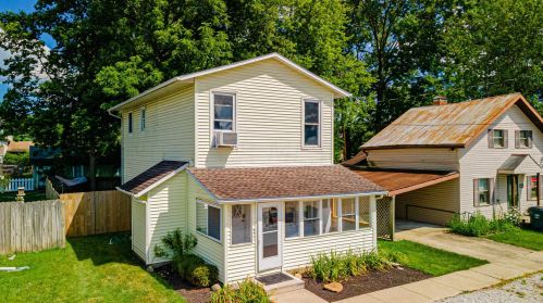 492 Jefferson St, Pataskala, OH 43062-8207