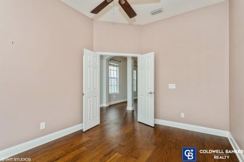 420 Islebay Dr, Ruskin FL  33572-3331 exterior