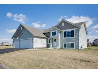 18564 Dunbury Ave, Farmington, MN 55024-7236