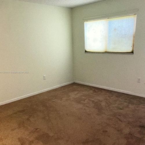 12755 16th Ct, Hollywood FL  33027-2148 exterior