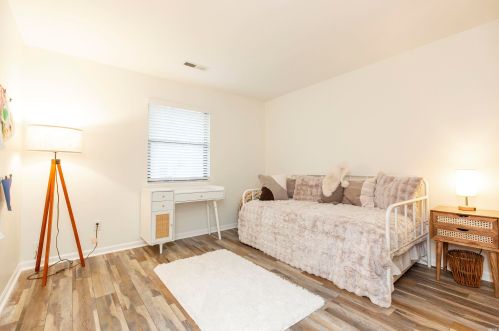 2713 Northwood Dr, Mishawaka IN  46545-3301 exterior