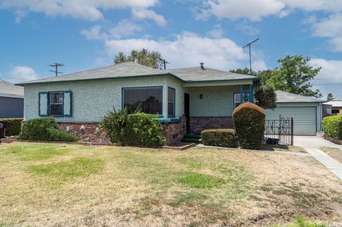 607 Northwood Ave, Compton, CA 90220-1634