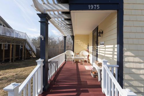 1975 Youngs Ave, Southold, NY 11971-1625