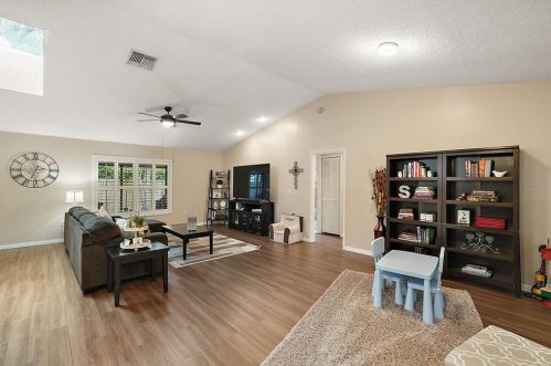 856 Timberland Trl, Altamonte Springs FL  32714-1282 exterior