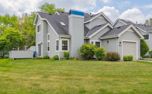 1830 Terraceview Ln, Minneapolis MN 55447-2419 exterior