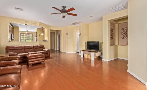 10111 Hammond Ln, Tolleson, AZ 85353-1223