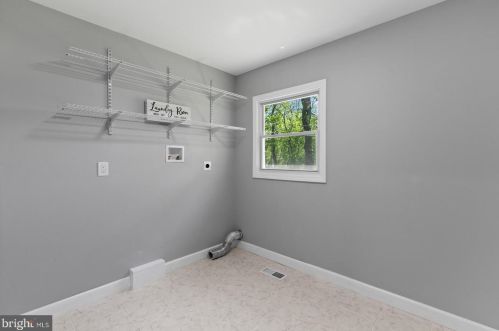 10 Rockland Dr, Willingboro NJ  08046-4003 exterior