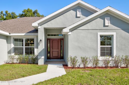 885 Clearmont St, Sebastian, FL 32958-4934