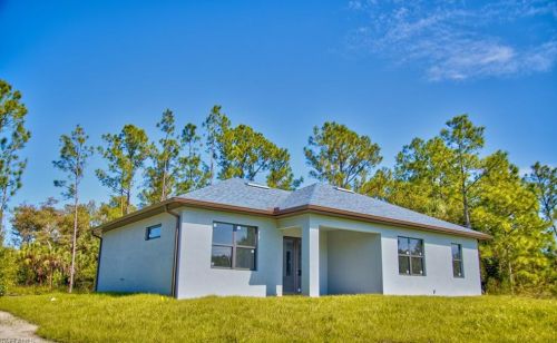 2782 35th Ave, Naples, FL 34120-0489