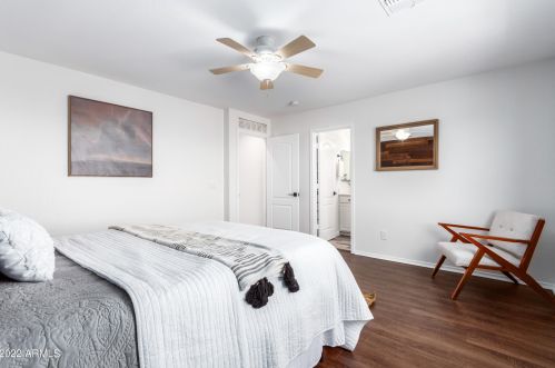 1342 Dunbar Dr, Phoenix AZ 85041-6151 exterior