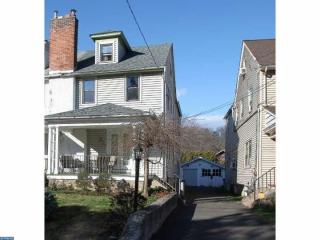 340 Oak Rd, Ardsley, PA 19038-3917