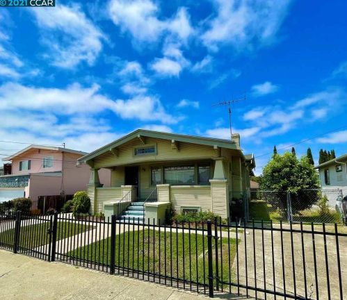 2231 38th Ave, Oakland, CA 94601-3775
