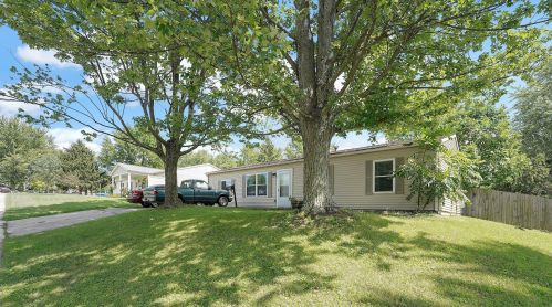 409 Sunset Dr, Johnstown, OH 43031-1146