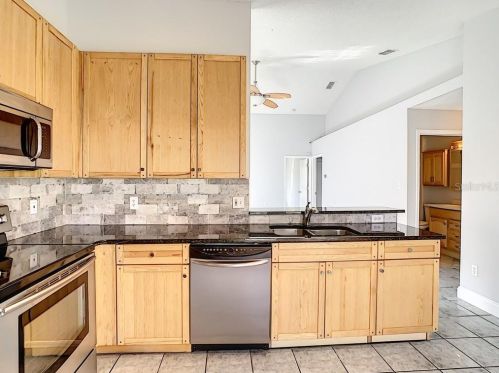 822 Mclean Ct, Orlando FL 32825-6367 exterior