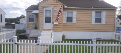 178 Edin Ave, Waterbury, CT 06706-2118