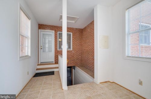 616 Seminary St, Charles Town WV  25414-1447 exterior