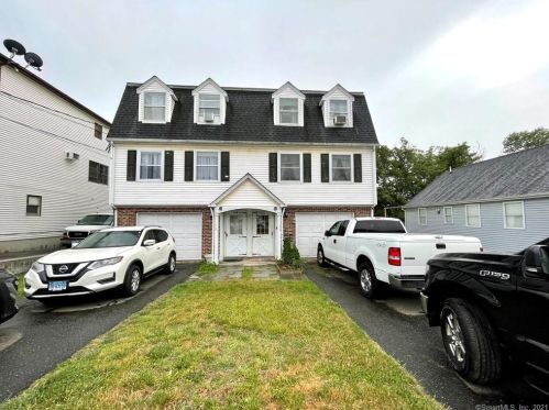 39 Belmont Cir, Danbury, CT 06810-6427
