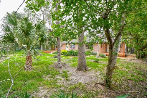 128 Shadylawn St, Morgans Point TX 77571-7256 exterior