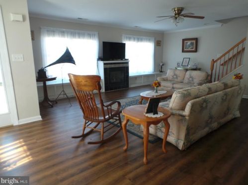 131 Baltusrol Dr, Charles Town WV  25414-4085 exterior