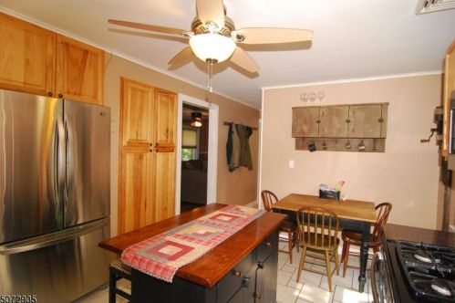 165 Belvidere Ave, Oxford NJ  07863-3010 exterior