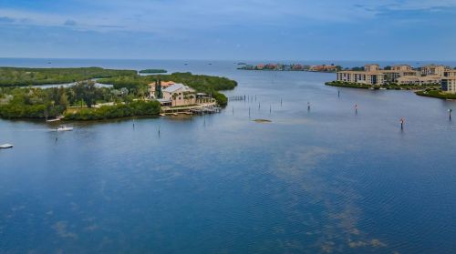4832 Sunset Blvd, Port Richey FL  34668-6443 exterior