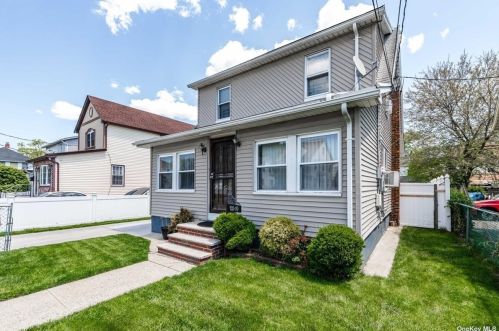 133-19 221st St, Jamaica, NY 11413-1218