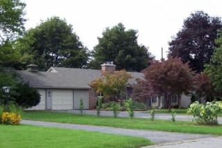 32 Old Farm Cir, Pittsford, NY 14534-3006