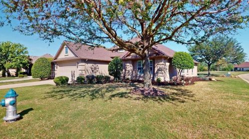 10700 Southerland Dr, Denton, TX 76207-8680