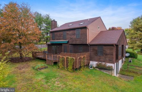 1341 Westminster Dr, Downingtown PA  19335-3652 exterior