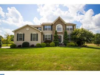 104 Quail Ct, Aura, NJ 08343-2700