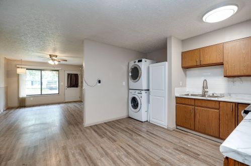 1264 Frayne Dr, New Carlisle OH  45344-2816 exterior