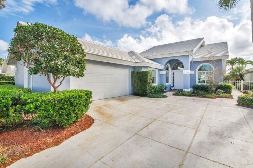 1535 Bear Island Dr, West Palm Beach, FL 33409-2017