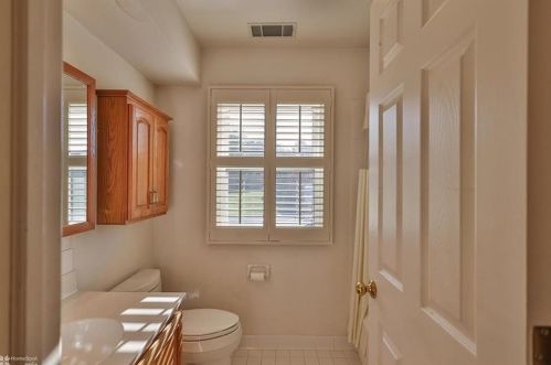 5743 Whitemarsh Dr, Macungie PA  18062-8955 exterior