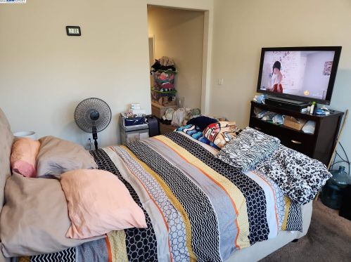 1549 Maple Valley St, Manteca CA 95336-5127 exterior