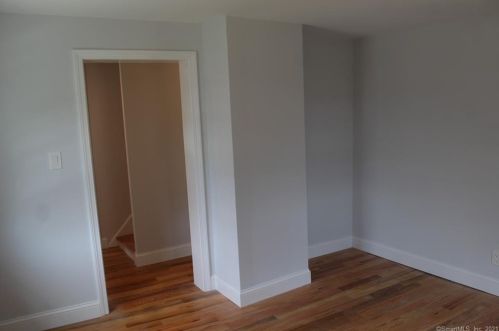 285 Jefferson St, Bridgeport CT  06607-2422 exterior