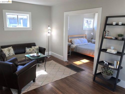 1180 61st Ave, Oakland, CA 94621-3914