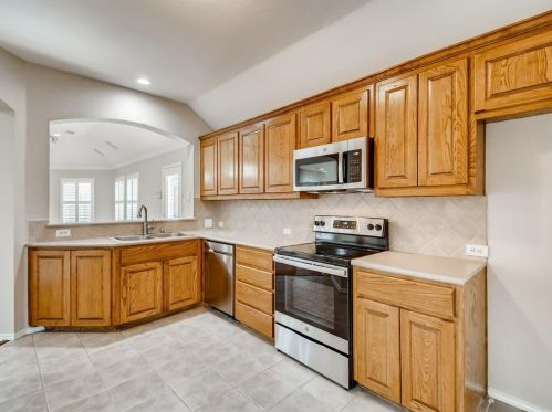 18640 Gibbons Dr, Dallas TX  75287-4042 exterior