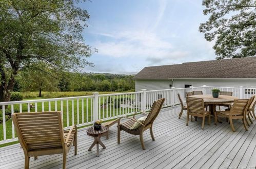193 South St, Litchfield, CT 06759-4007