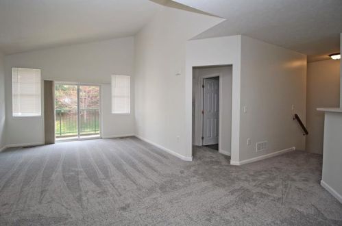 1333 Eagle Pointe Dr, Canonsburg, PA 15317-7530