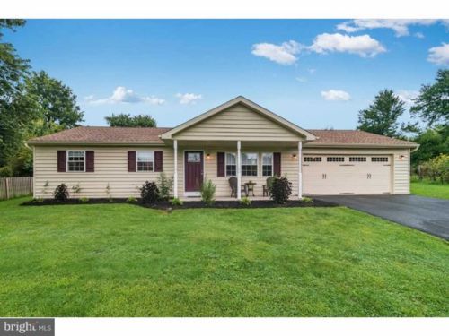 190 Buchert Rd, Gilbertsville, PA 19525-9151