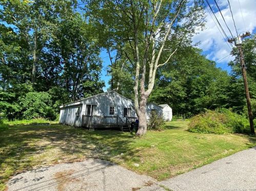 17 Swanson Dr, Coventry, CT 06238-2542