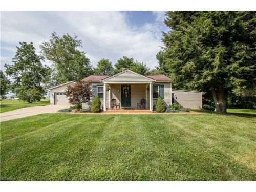 8425 Henry St, Harmon, OH 44662-9667
