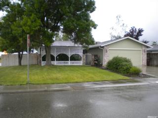 18811 Lockewood Ln, Lockeford CA  95237-9610 exterior