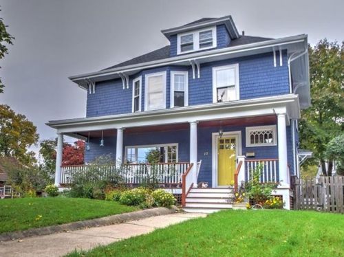 17 Arbutus Rd, Swampscott, MA 01907-2254