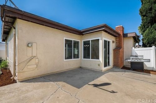 4522 Charleville Cir, Irvine CA 92604-2329 exterior